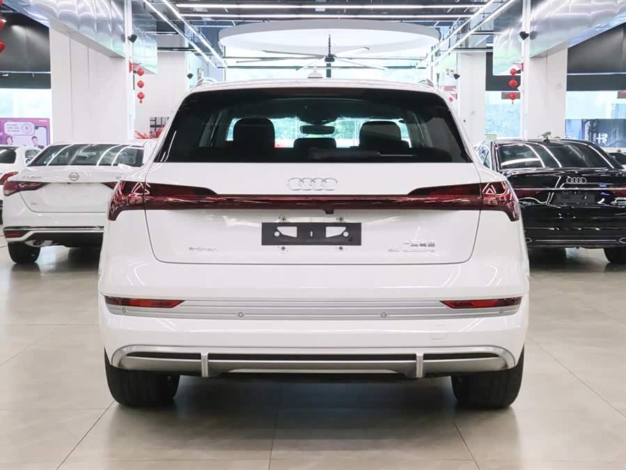 Audi e-tron 2021