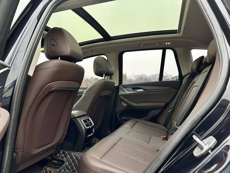 BMW X3 2022 — фото 11