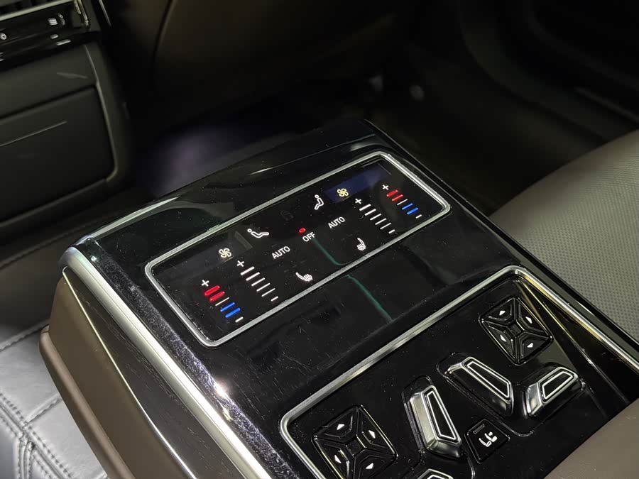 Audi A8 2021