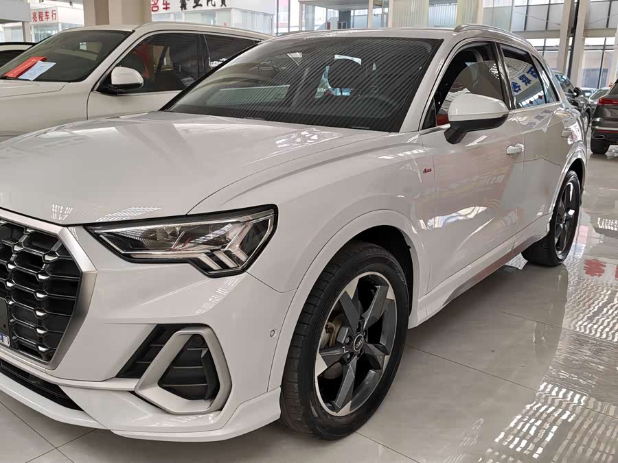 Audi Q3 2022