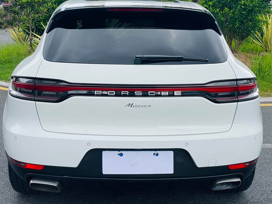 Porsche Macan 2018 — фото 21