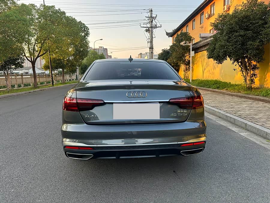 Audi A4L 2020