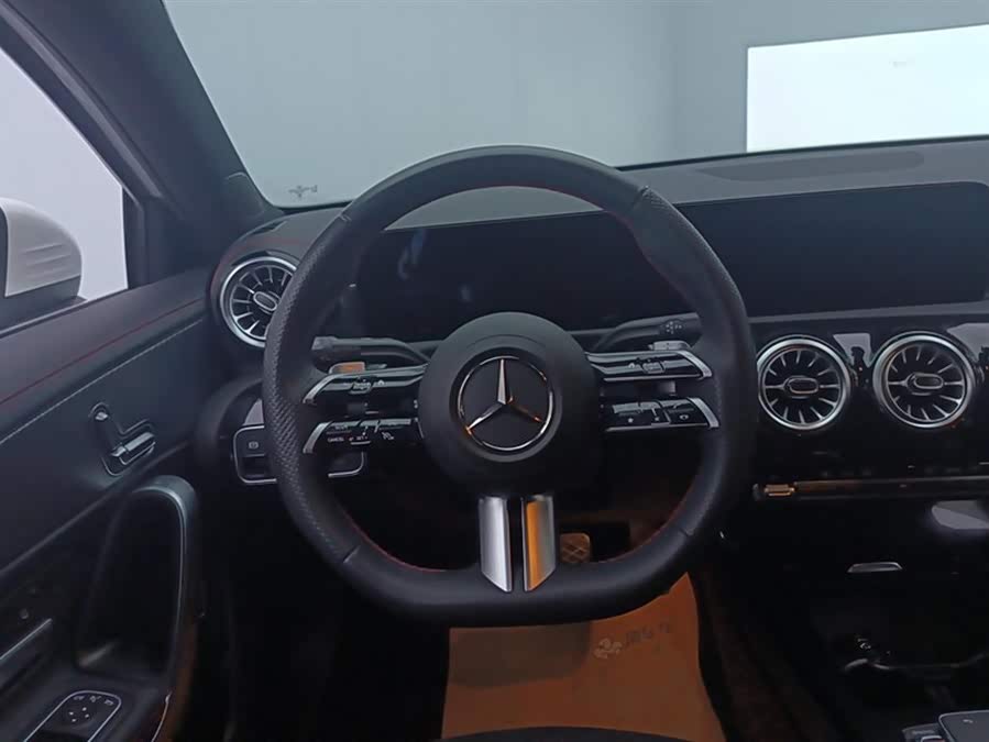 Mercedes-Benz A-Class 2023 — фото 15