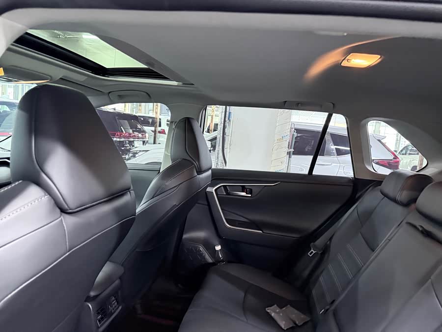 Toyota Wildlander 2020 — фото 11