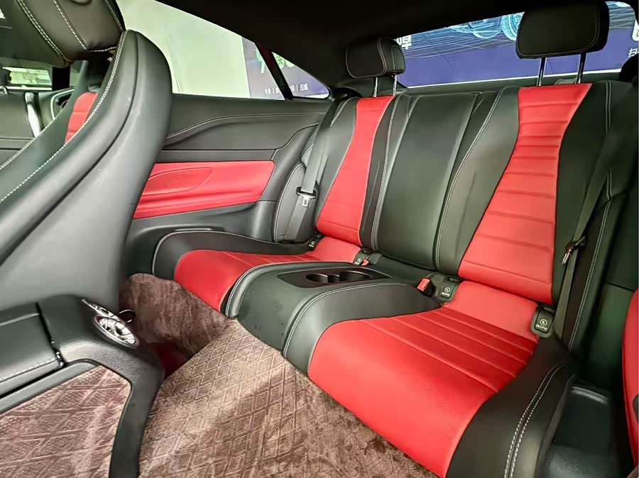 Mercedes-Benz E-Class 2023 — фото 12