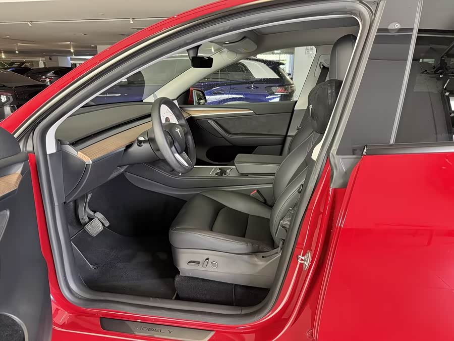 Tesla Model Y 2021
