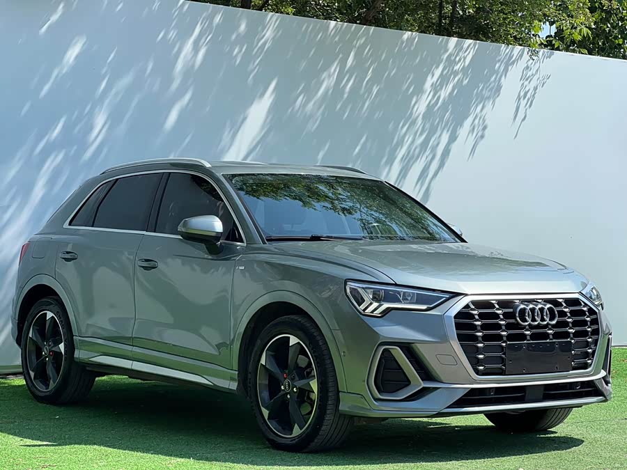 Audi Q3 2022
