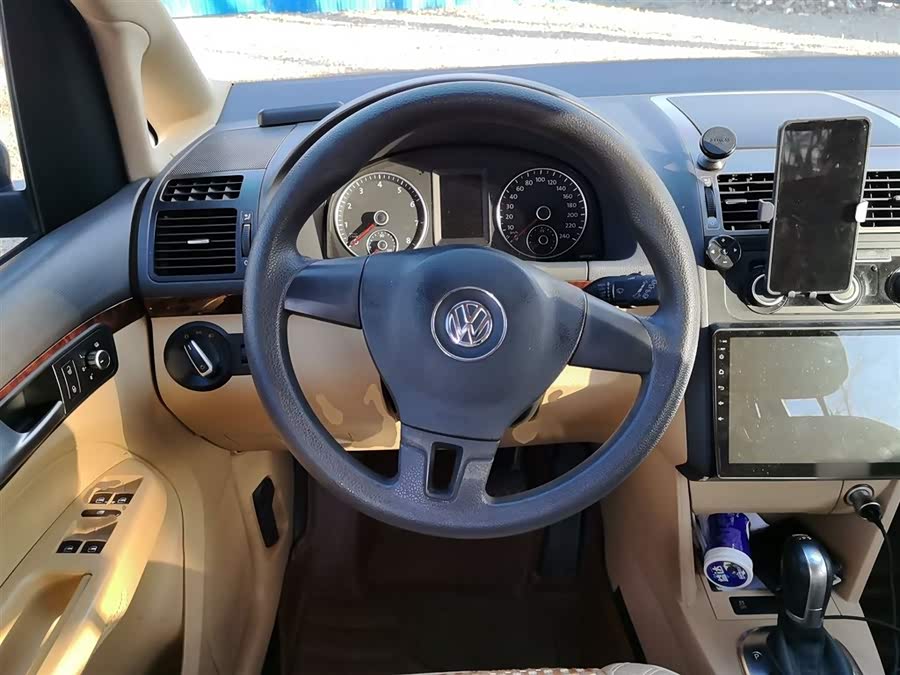 Volkswagen Touran 2013