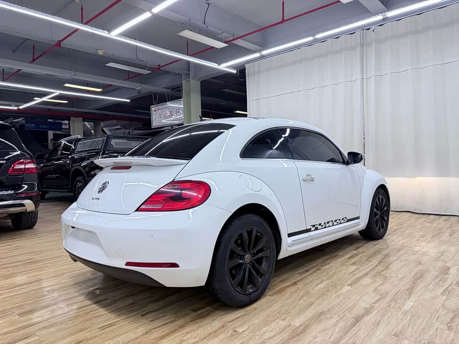 Volkswagen Beetle 2015