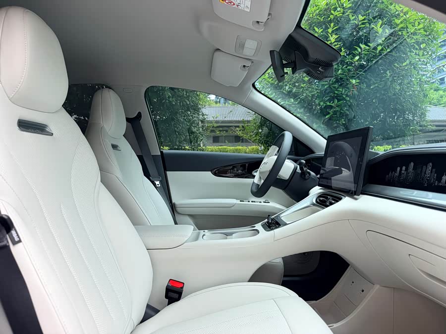 Geely Galaxy Starwish 2025 — фото 11
