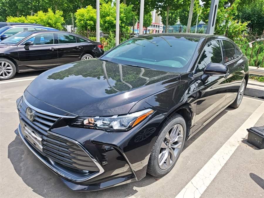 Toyota Avalon 2019