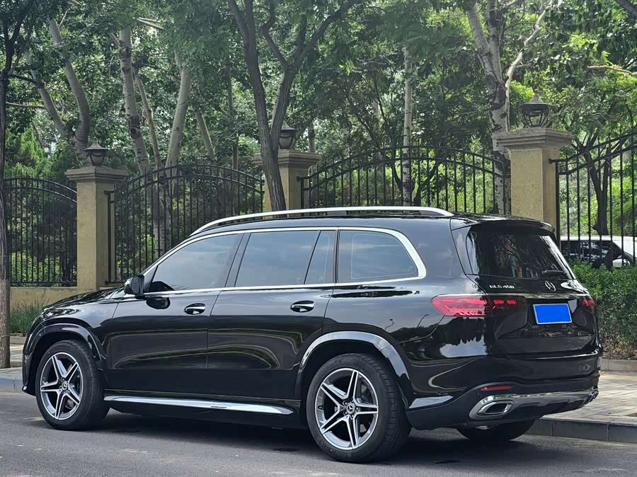 Mercedes-Benz GLS 2024