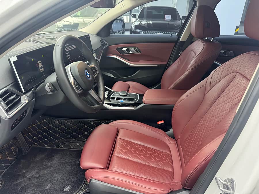 BMW i3 2024