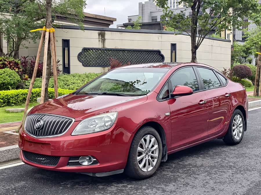 Buick Excelle 2013