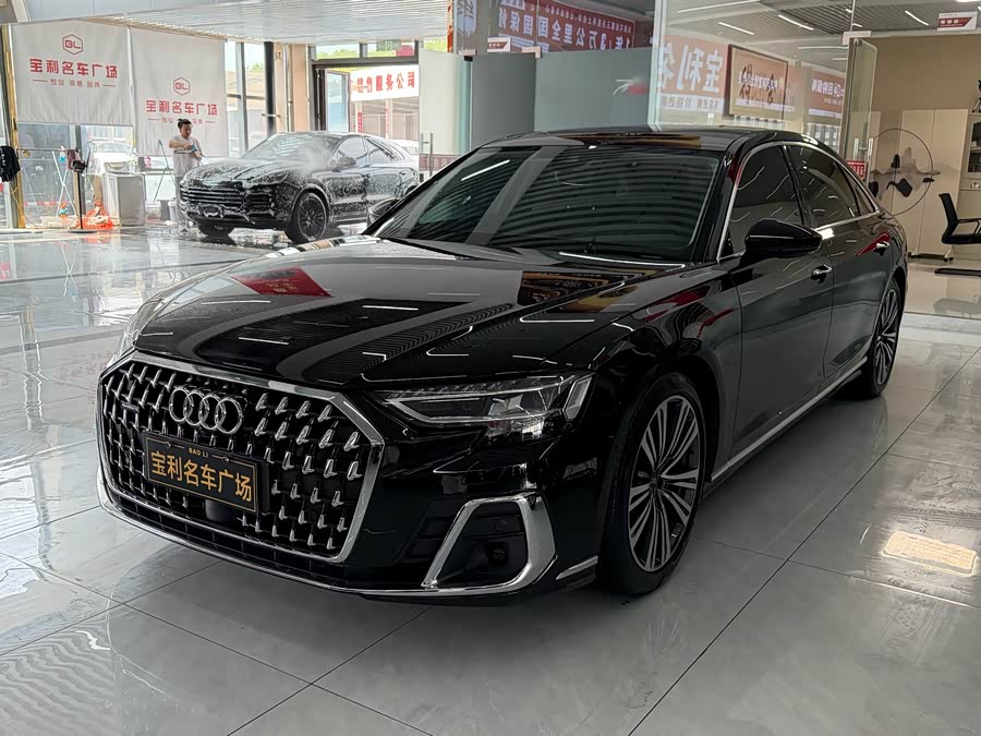 Audi A8 2023