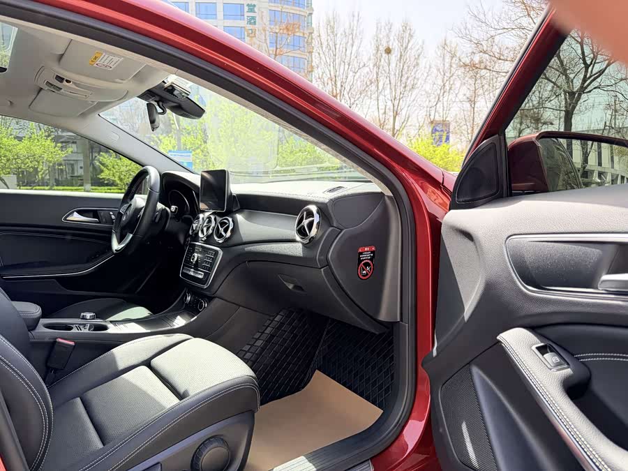 Mercedes-Benz GLA 2018 — фото 21