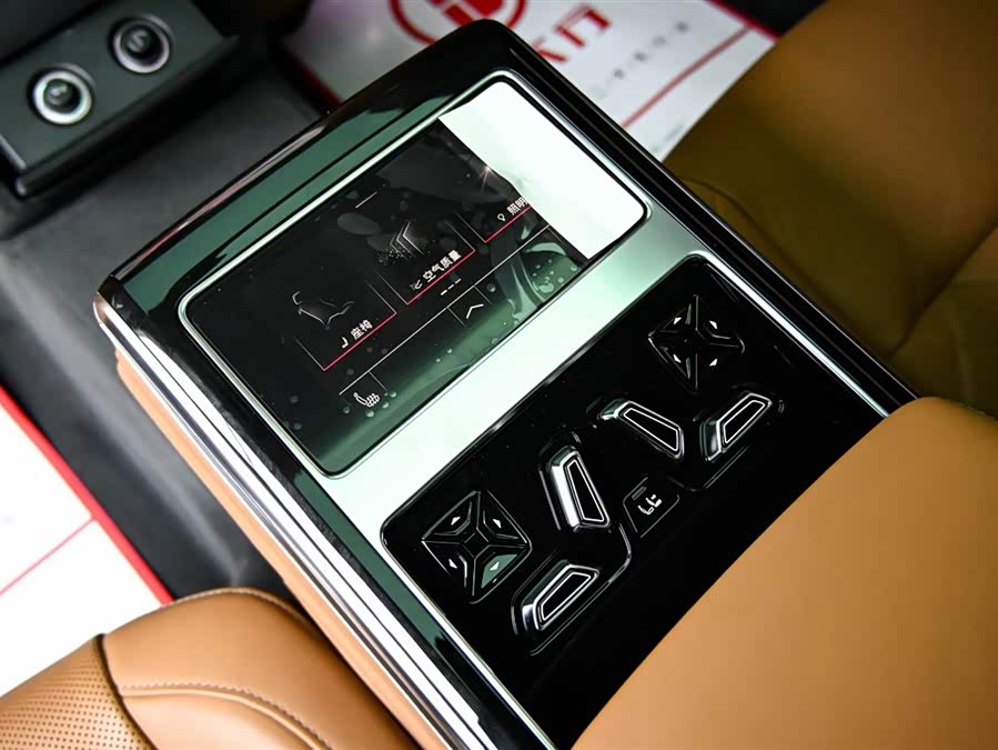 Audi A8 2024 — фото 35