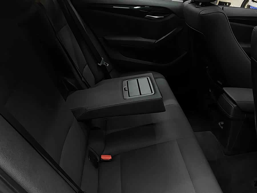 BMW X1 2012 — фото 15