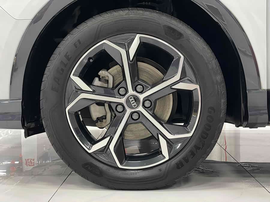 Audi Q3 Sportback 2020 — фото 18