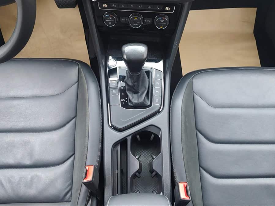 Volkswagen Tiguan L 2019 — фото 16
