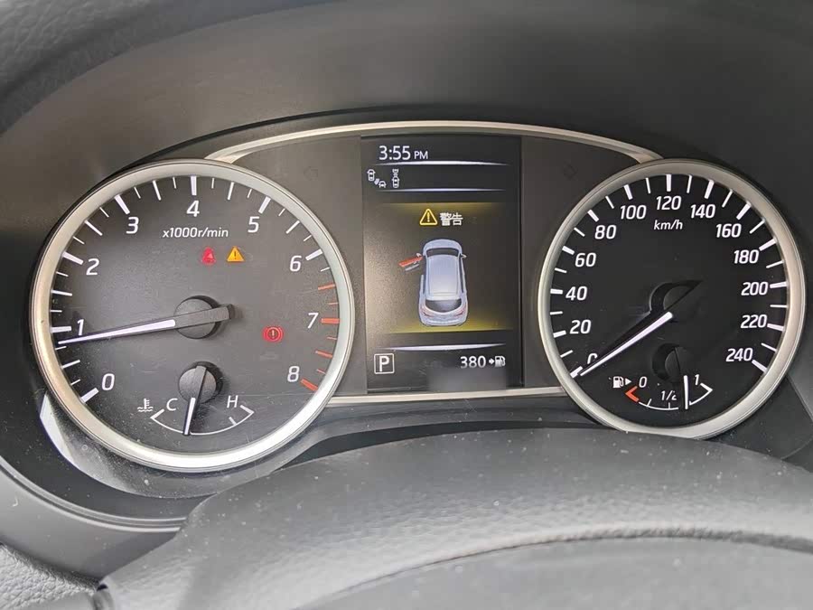 Nissan Tiida 2016