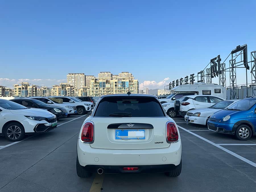 MINI MINI 2021