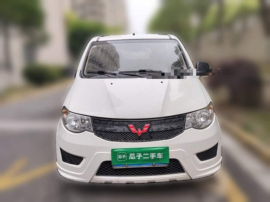 Wuling Hongguang 2015 — фото 24