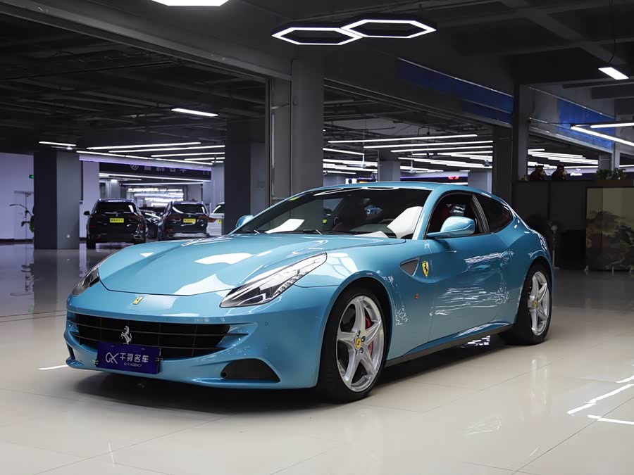Ferrari FF 2012
