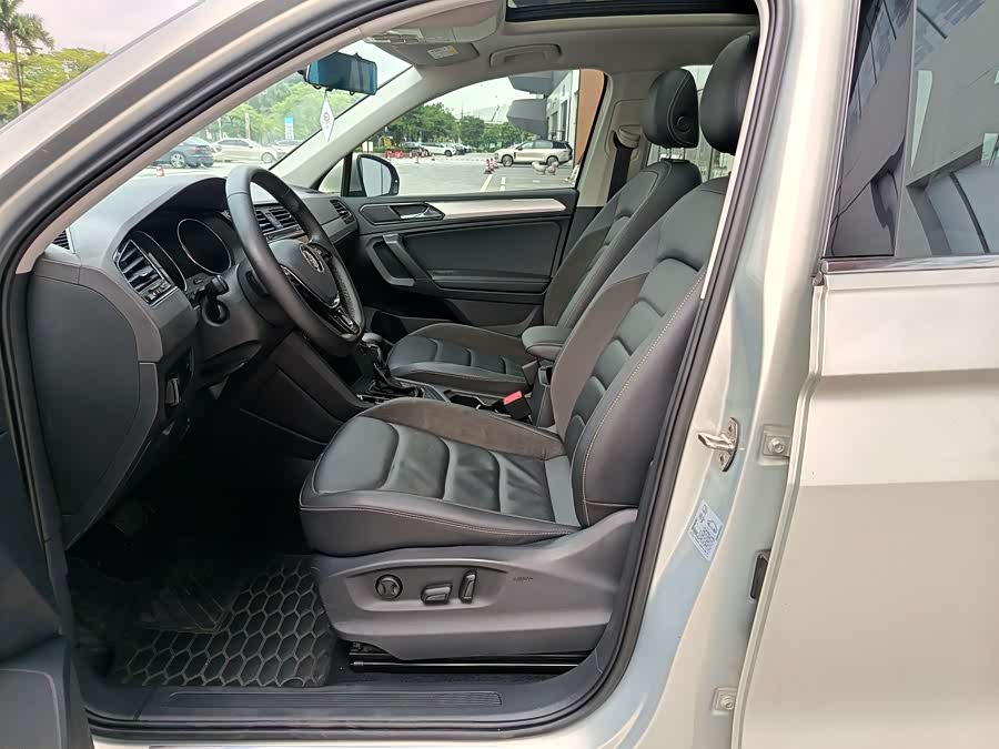 Volkswagen Tiguan L 2019