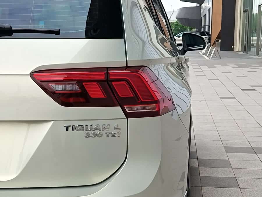 Volkswagen Tiguan L 2019 — фото 23
