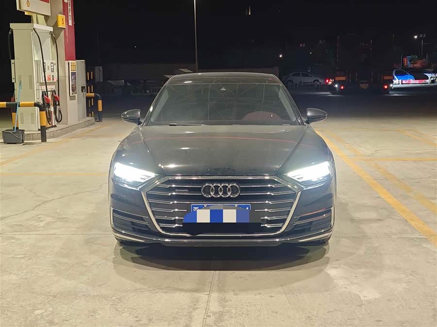Audi A8 2021
