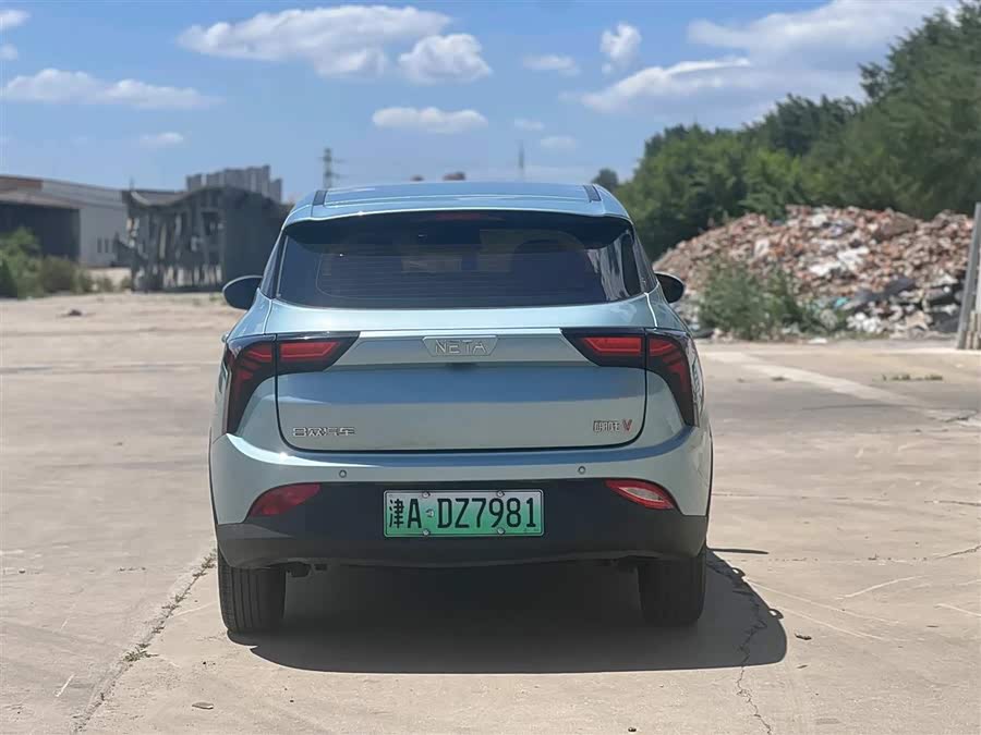 Neta V 2021