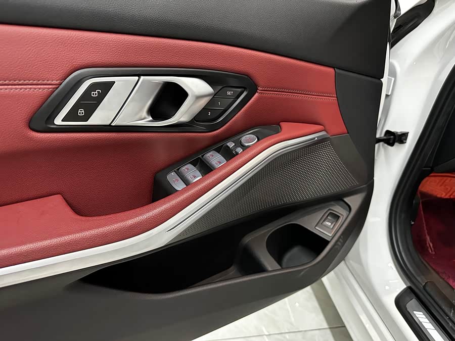 BMW 3 Series 2023 — фото 13
