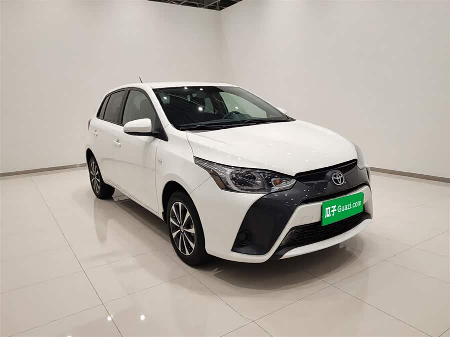 Toyota Yaris L 2016