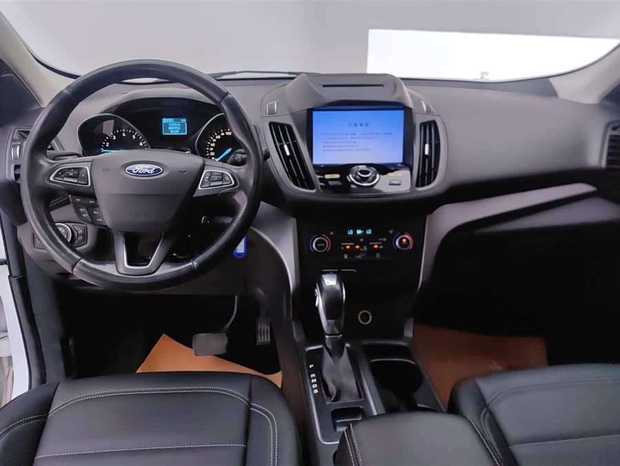 Ford Kuga 2018 — фото 12