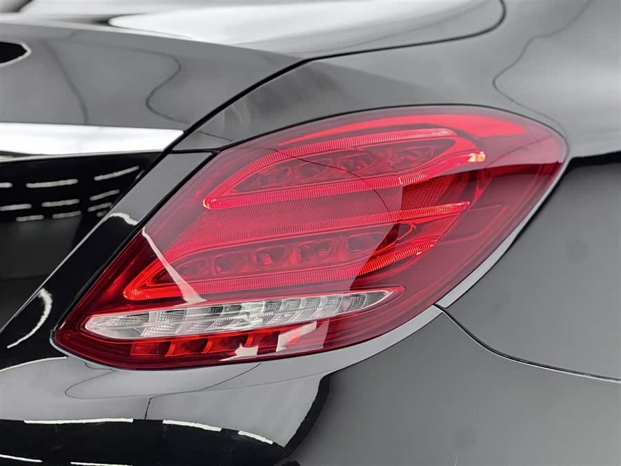 Mercedes-Benz C-Class 2015 — фото 16