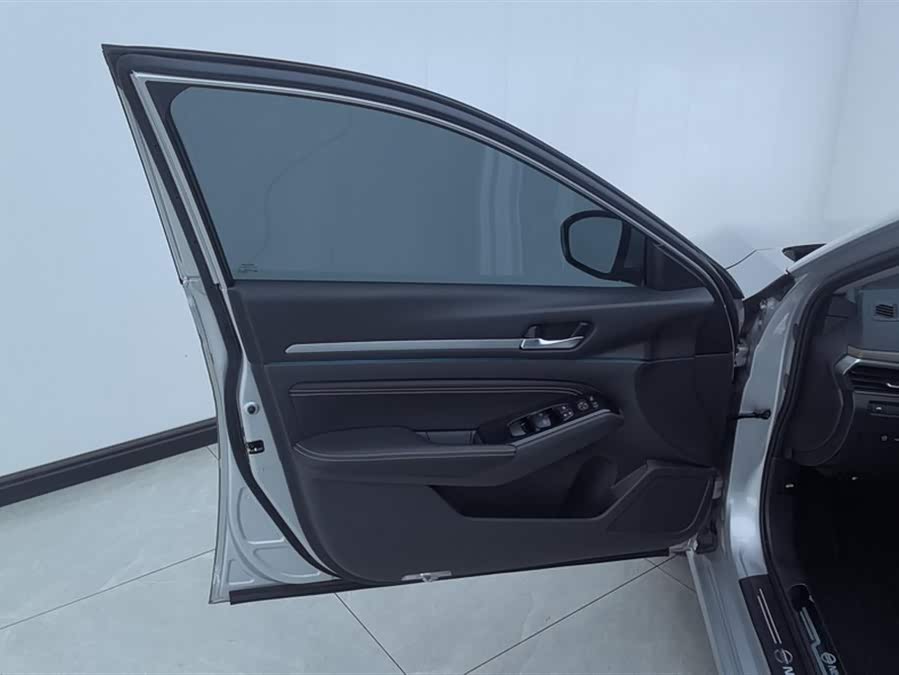 Nissan Teana 2021