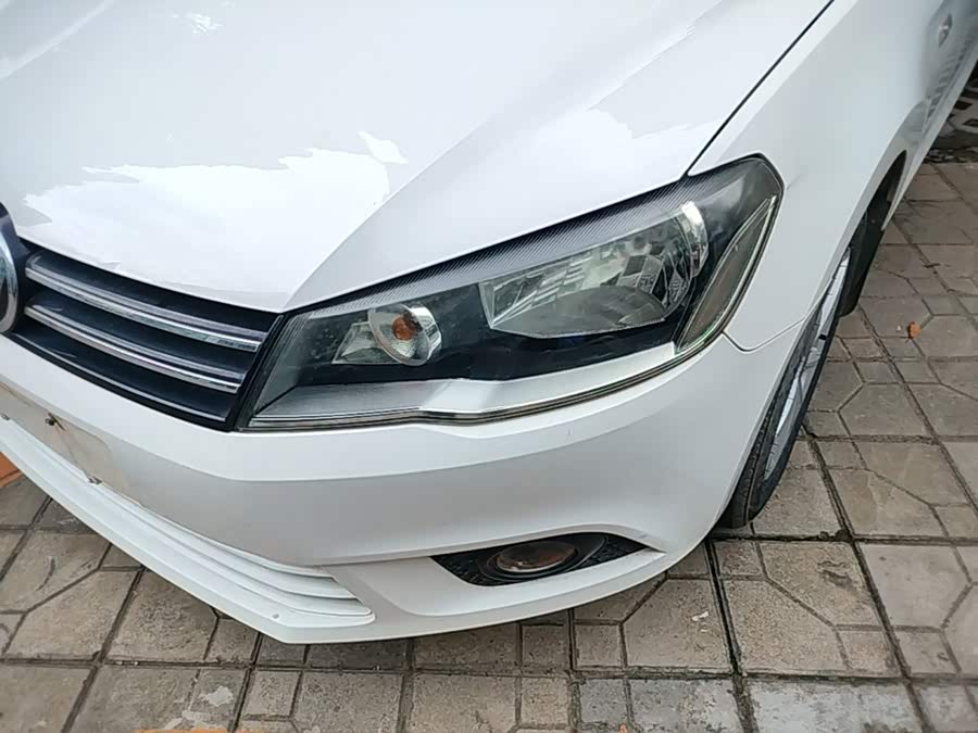 Volkswagen Jetta 2015 — фото 24