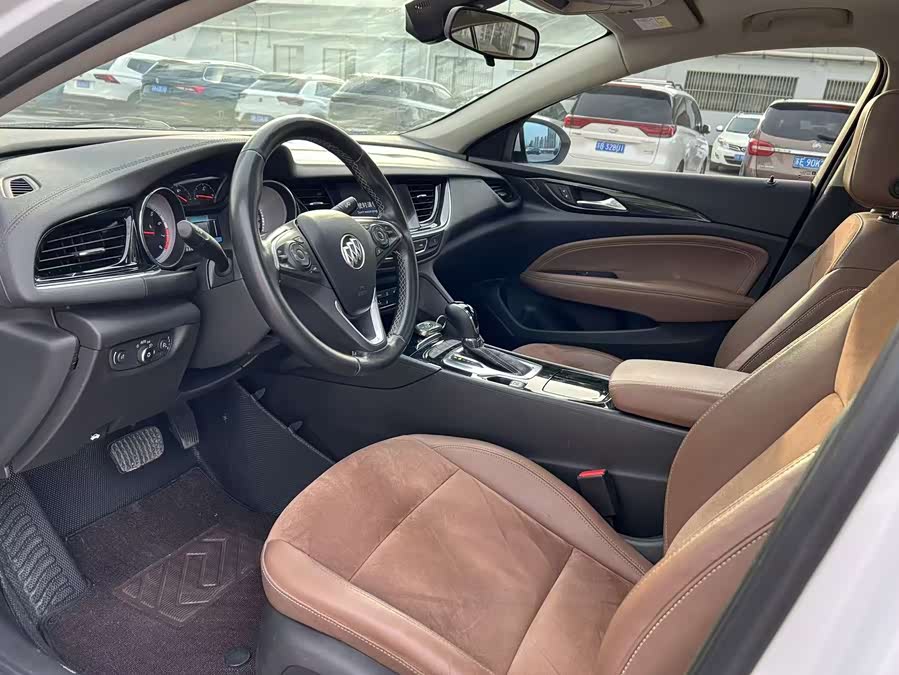 Buick Regal 2019 — фото 12