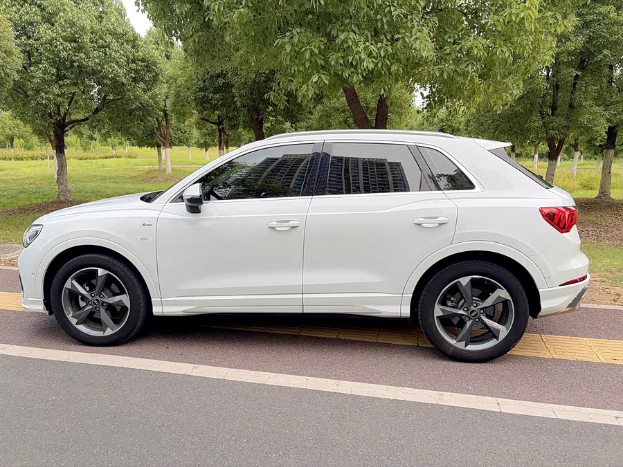 Audi Q3 2023