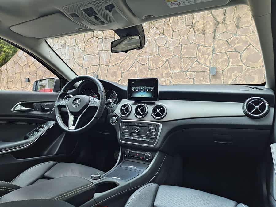 Mercedes-Benz GLA 2016 — фото 17