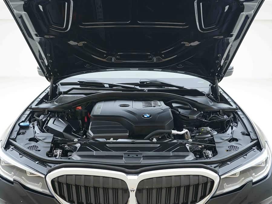 BMW 3 Series 2022
