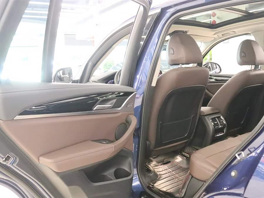 BMW X3 2020 — фото 15