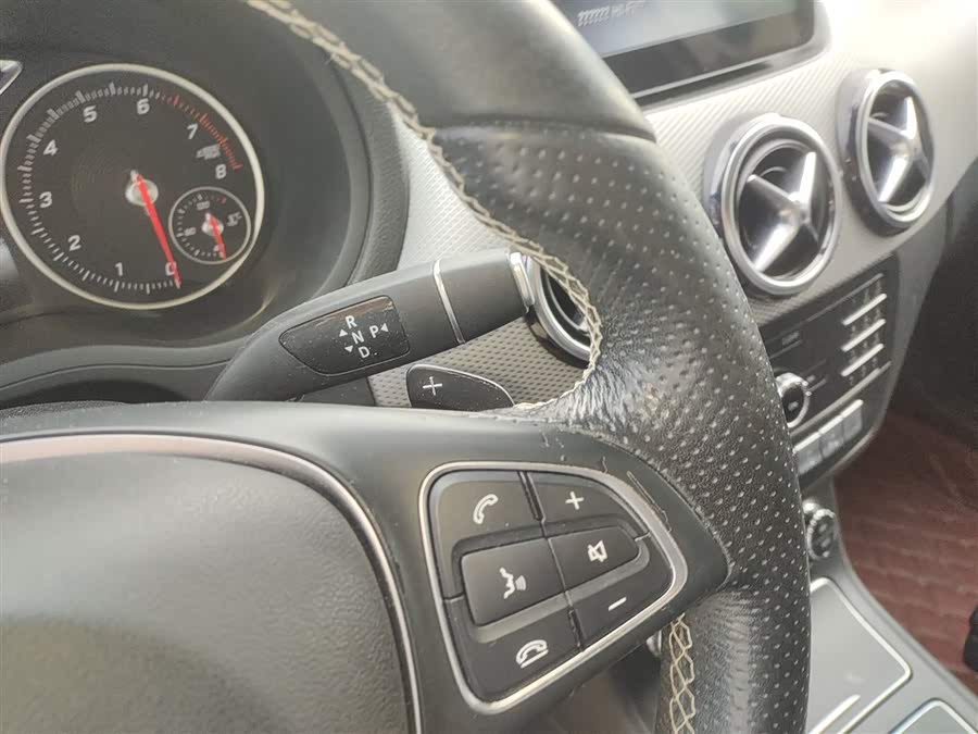 Mercedes-Benz B-Class 2019 — фото 14