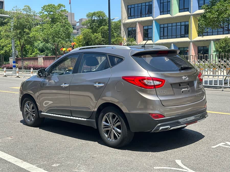 Hyundai ix35 2015 — фото 16