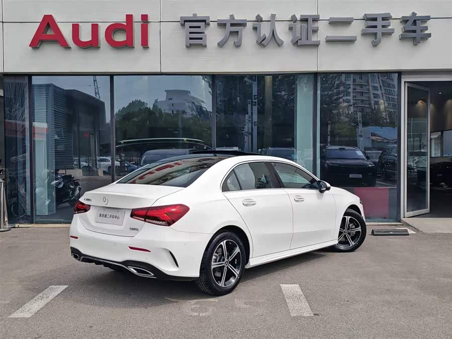 Mercedes-Benz A-Class 2022 — фото 9