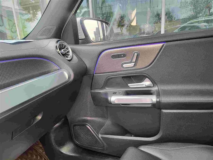 Mercedes-Benz GLB 2020 — фото 12