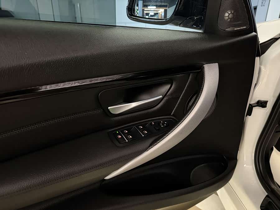 BMW 3 Series 2017