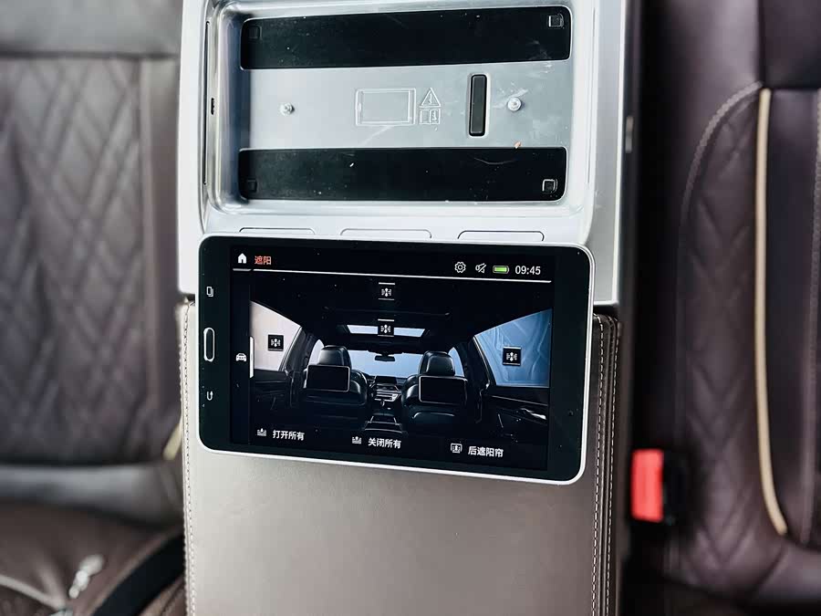 BMW 7 Series 2019 — фото 17
