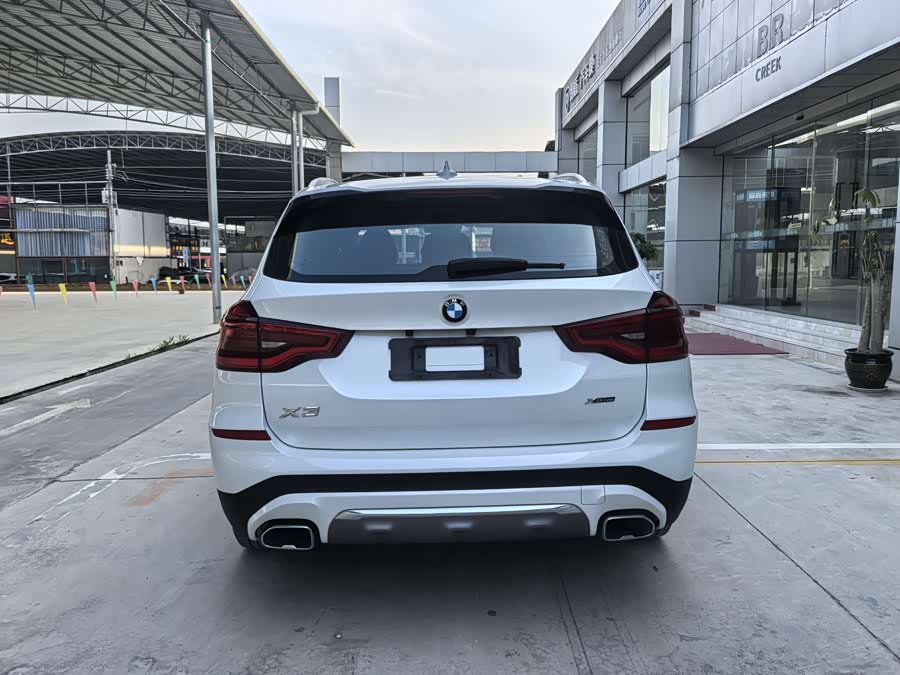 BMW X3 2021